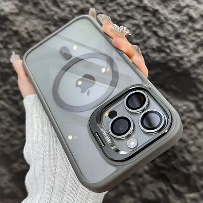 MagSafe対応 高級耐衝撃ケース iPhone用 レンズ保護カバー
